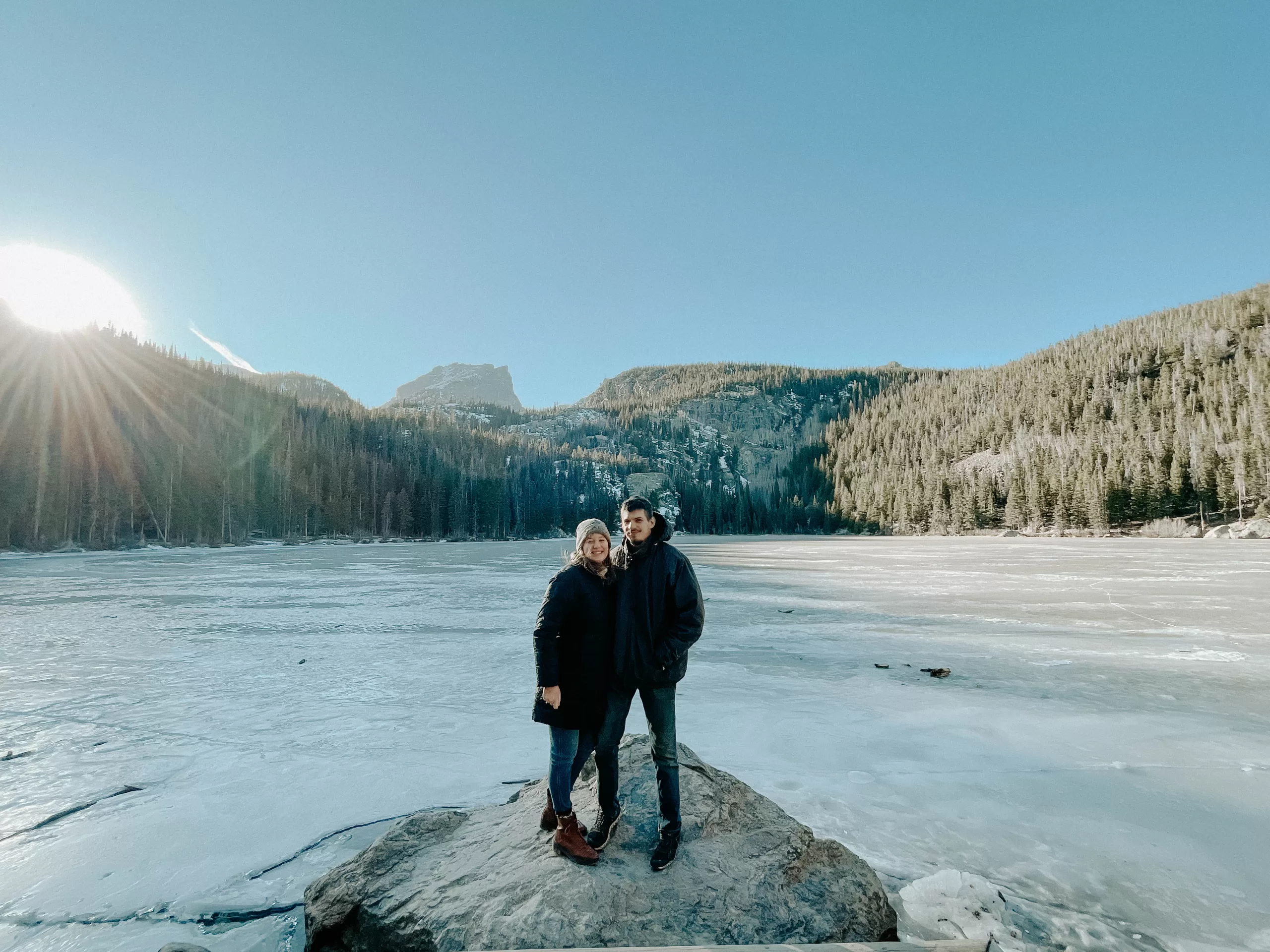 Top 15 Christmas Gifts for Travelers: A Gift Guide for World Travelers by a World Traveler