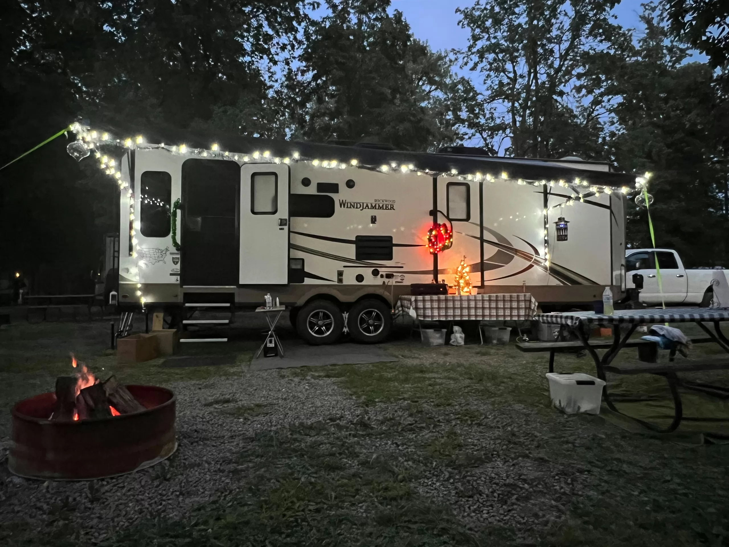 Cozy Christmas Decor Ideas for Your RV: Festive Holiday Decorating Tips on the Road!